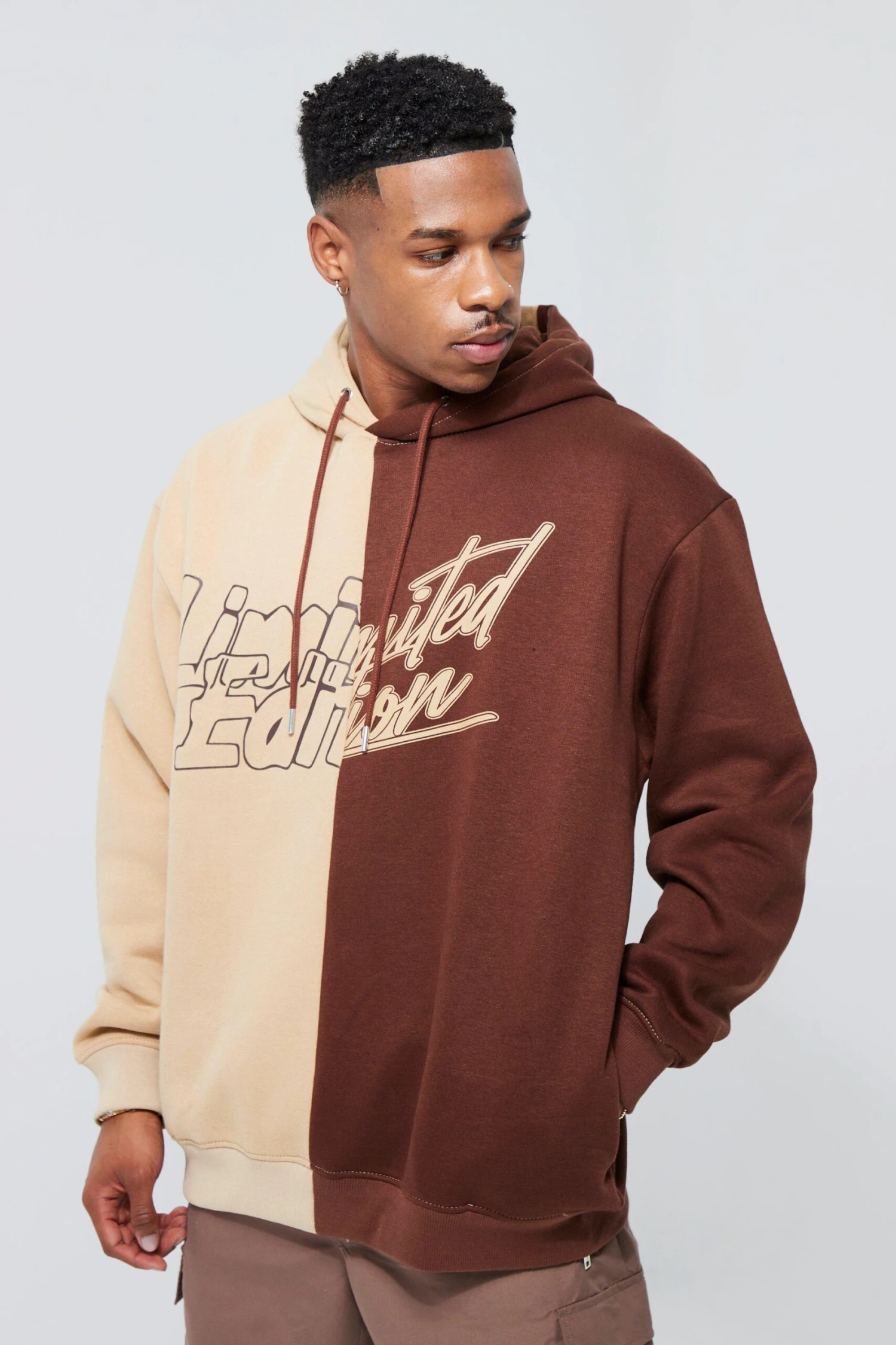 Sweat à Capuche Oversize Bicolore Imprimé 1 Sweat à Capuche Oversize Bicolore Imprimé