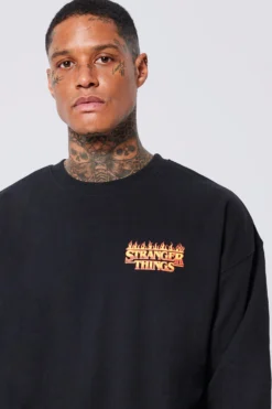 Sweat Oversize à Imprimé Stranger Things -Promos Coutuvelle Magasin bmm31589 black xl 3 scaled