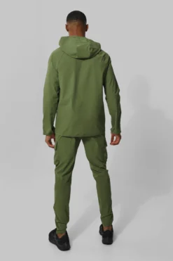 Jogging Cargo De Sport En Nylon - MAN Active -Promos Coutuvelle Magasin bmm32951 khaki xl 1 scaled