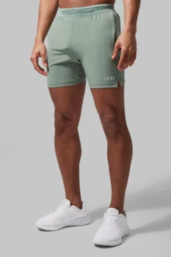 Short De Sport Performance - MAN Active