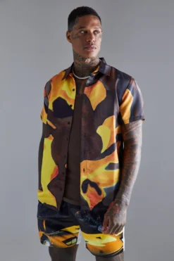 Chemise Satinée Fleurie à Manches Courtes