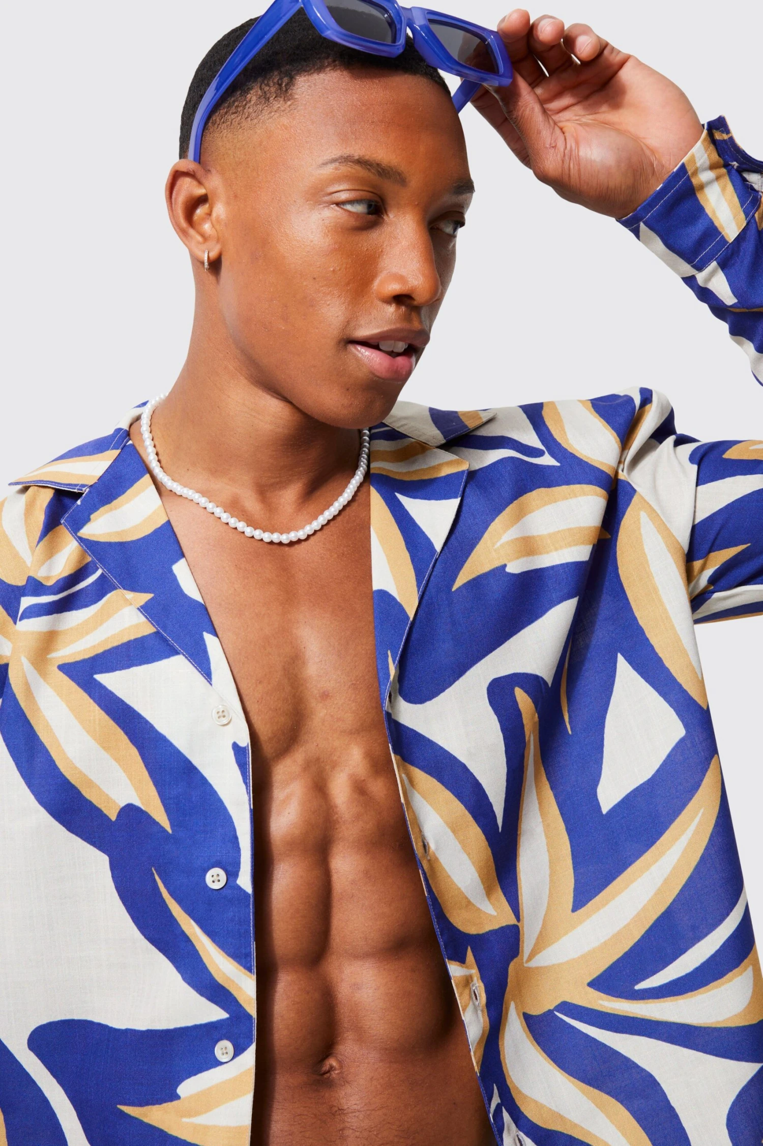 Chemise Oversize Fleurie à Manches Longues 4 Chemise Oversize Fleurie à Manches Longues – Image 4